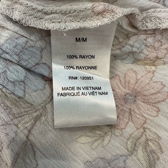 Wild Skye Floral Crop Top Ruffles Boho Style Pink White NWT - Picture 6 of 9